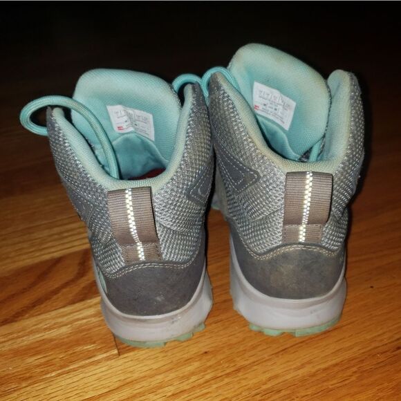 North Face gray boots - Picture 5 of 9